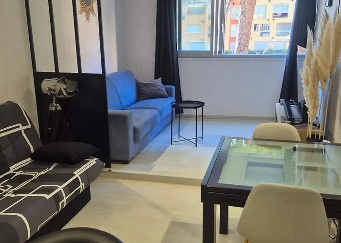 Port Capistol E75, 4 Pers Avec Piscine