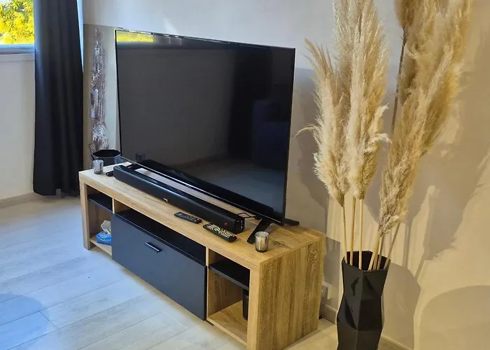 Port Capistol E75, 4 Pers Avec Piscine Appartement